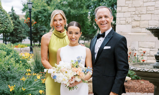 Julie G.: Statement Color