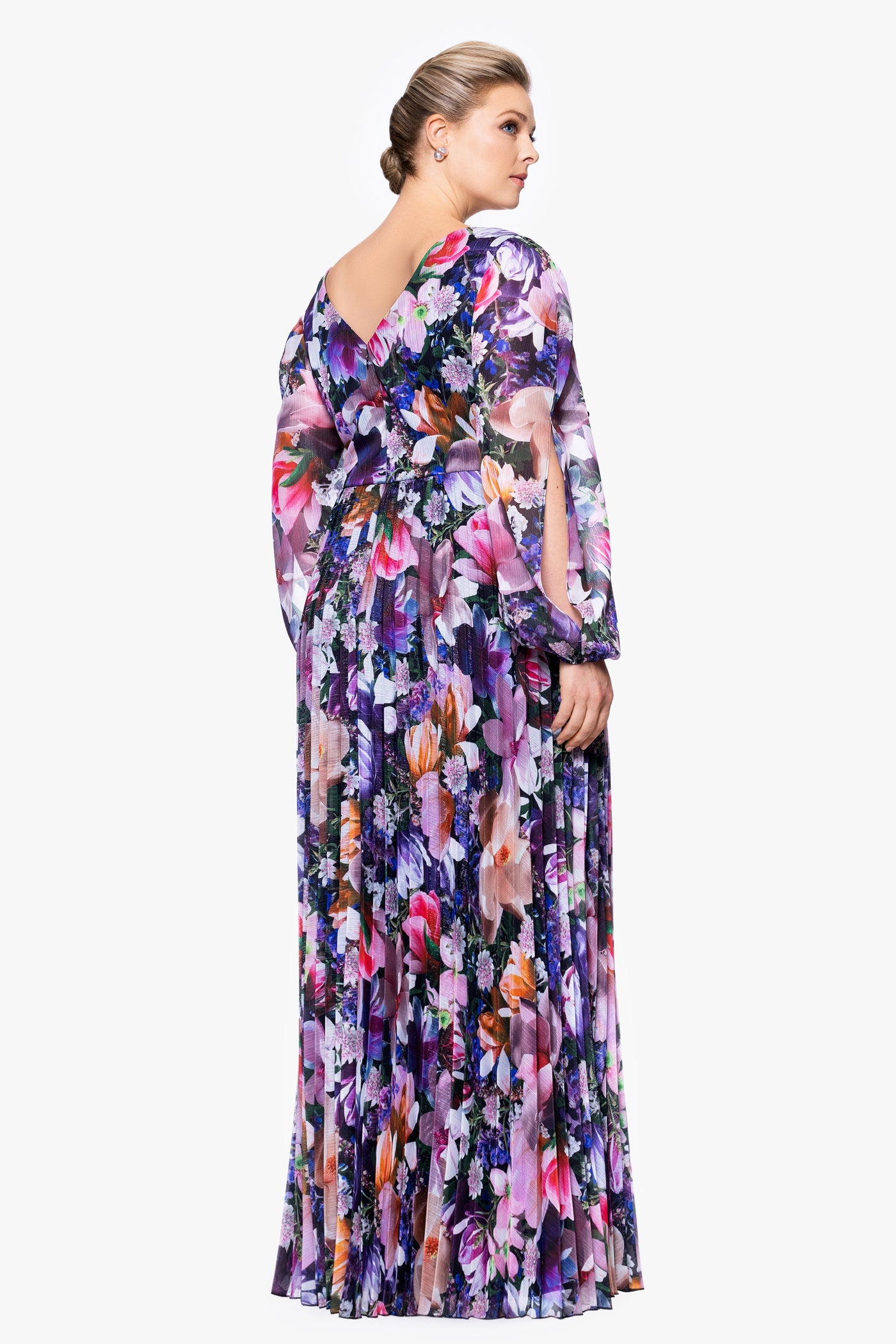 Betsy & Adam Plus Size Long Sleeve Floral Chiffon Dress