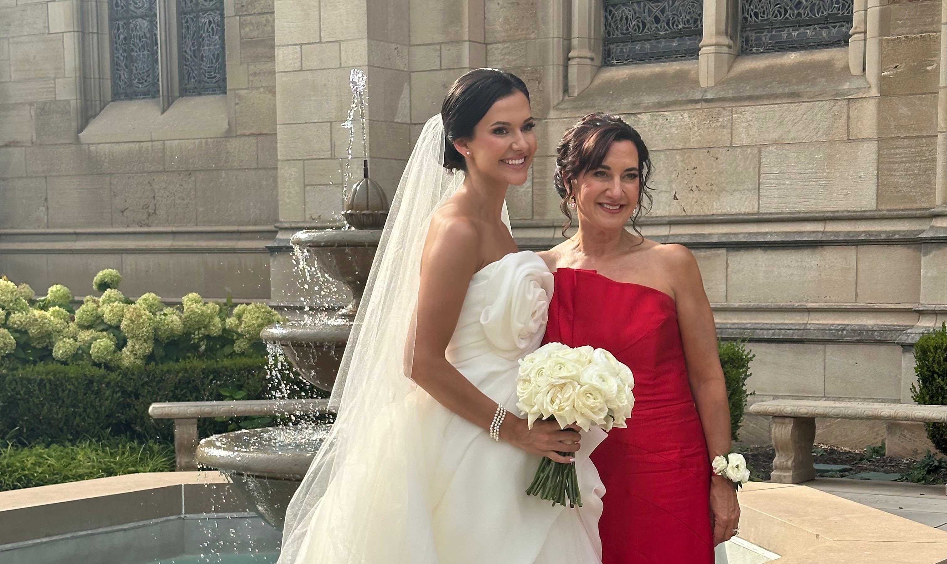 Five MOB-Worthy Red Dresses