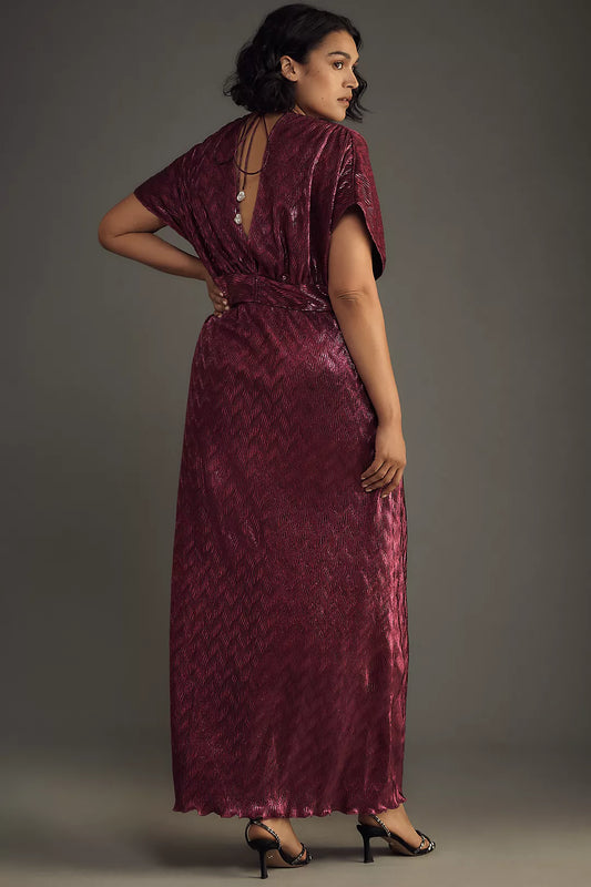 Saylor NYC Short-Sleeve V-Neck Midi Dress