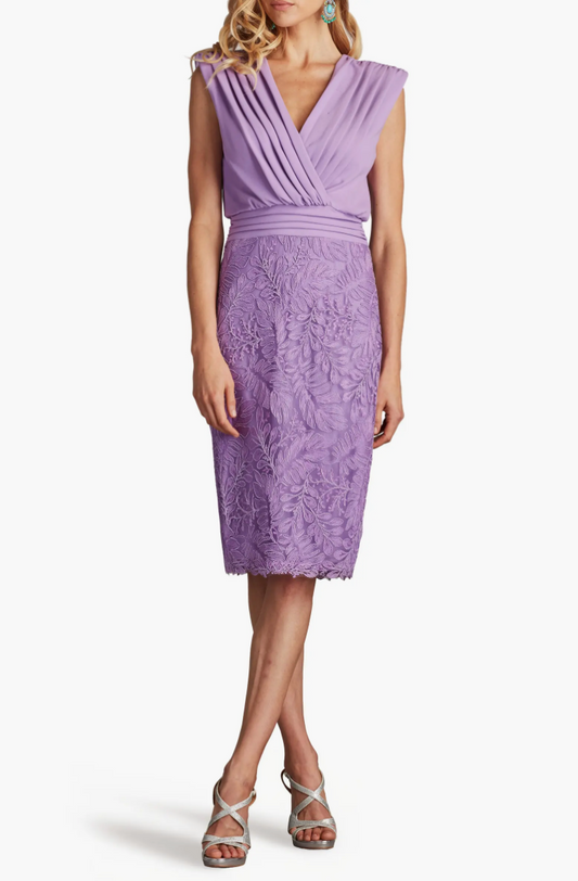 Tadashi Shoji Pleat Detail Sleeveless Cocktail Dress